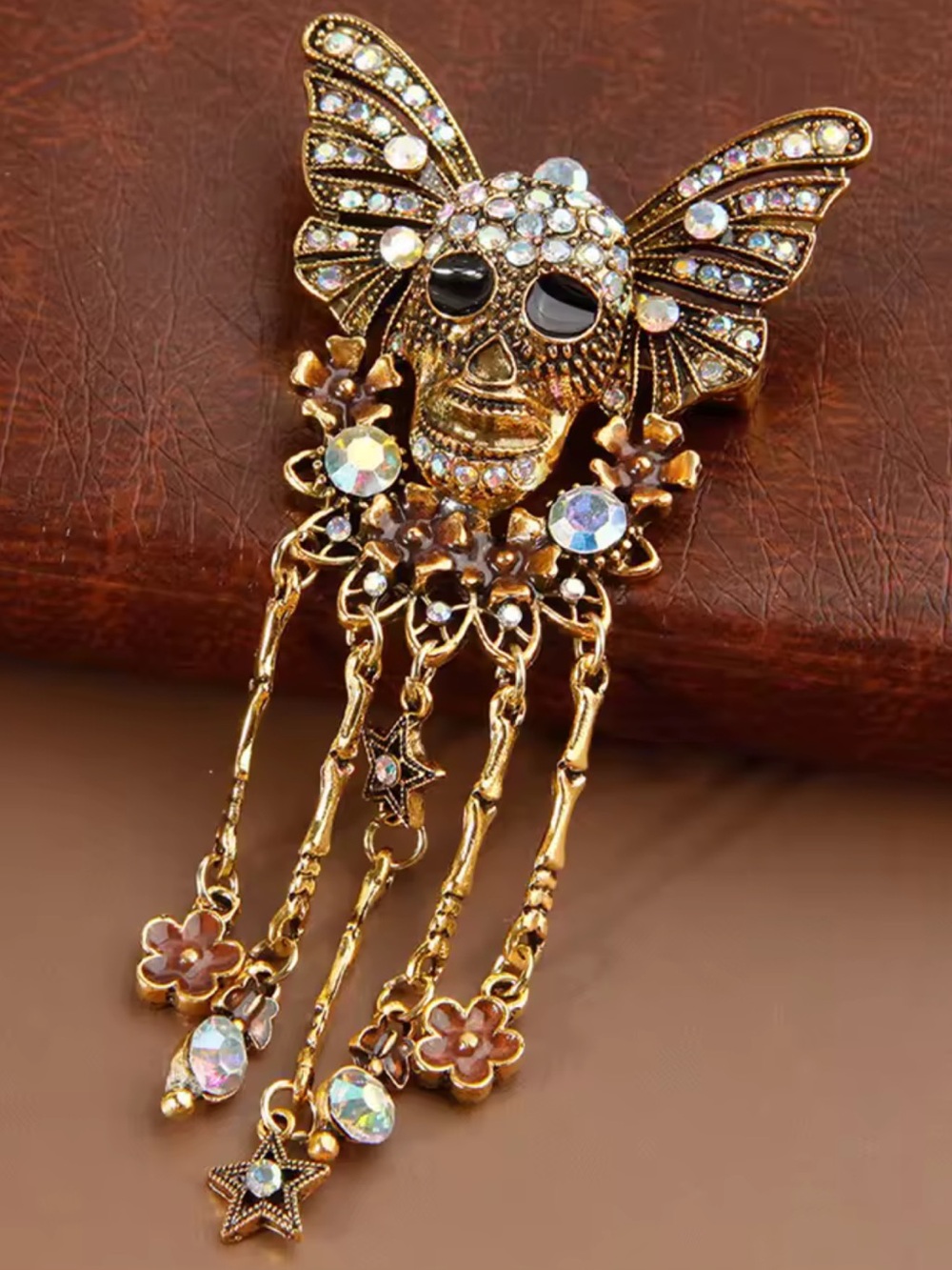 Halloween Gothic Gold Butterfly Tassel Brooch - Picture 4 of 11